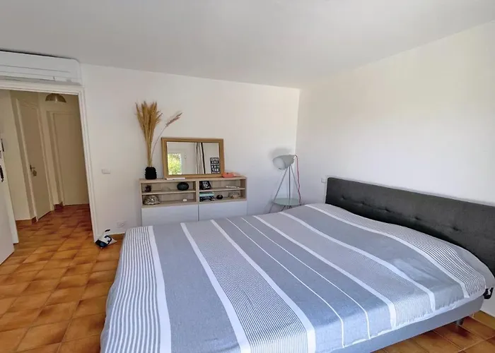 Les Hauts Du Semaphore * Σαιντ-Μαξίμ