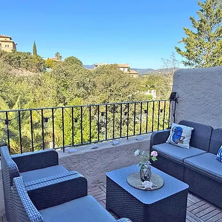 Les Hauts Du Semaphore サント・マキシム