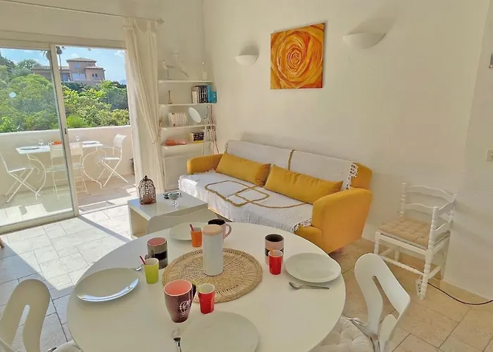 Les Hauts Du Semaphore * サント・マキシム